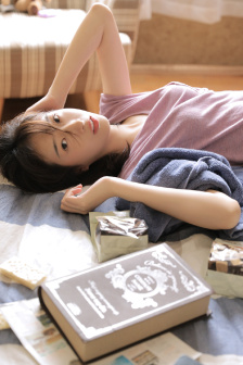 美女吹裙子游戏
